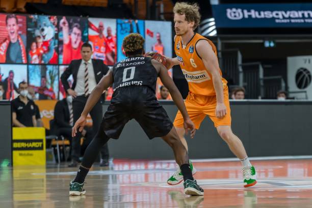 例如在20 例如在20