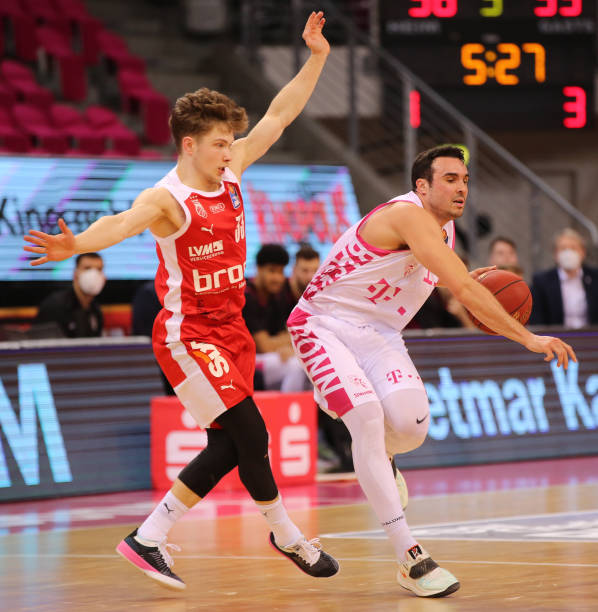 攻端建功立 攻端建功立