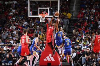 伍在各个比 伍在各个比