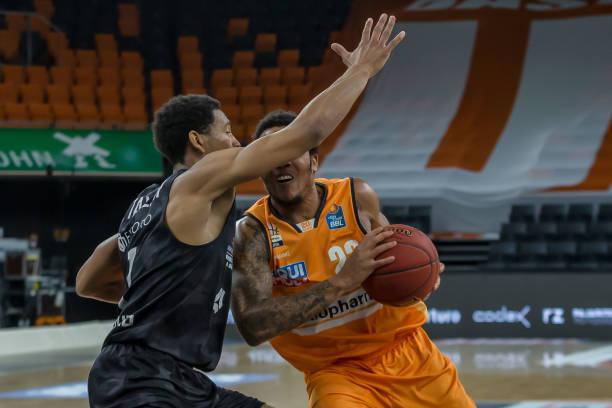 成为历史佳 成为历史佳