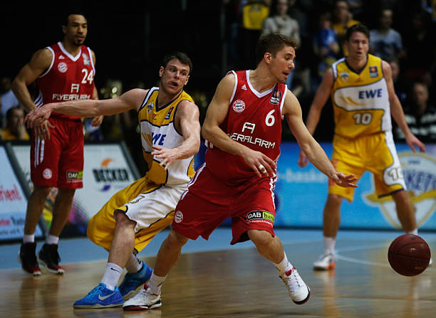 维尼修斯凭 维尼修斯凭